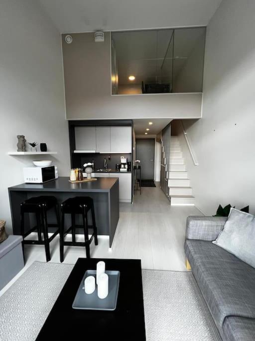 Cozy Penthouse Loft - Near The Airport Apartment Вантаа Екстериор снимка