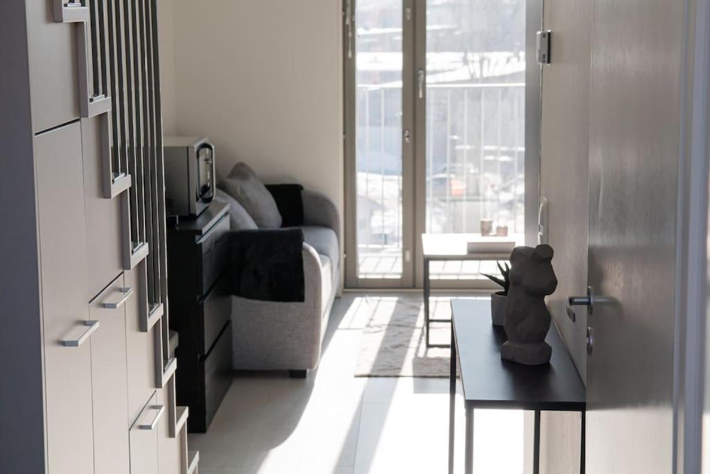 Cozy Penthouse Loft - Near The Airport Apartment Вантаа Екстериор снимка